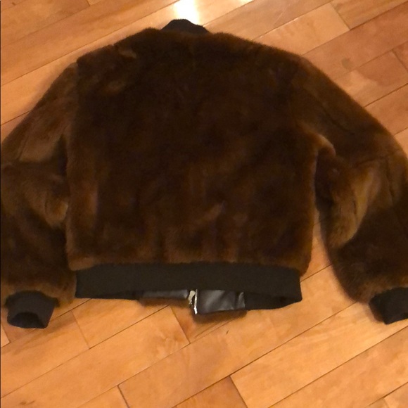 Elizabeth & James Faux Fur Ellington Jacket - NWT - Picture 5 of 5